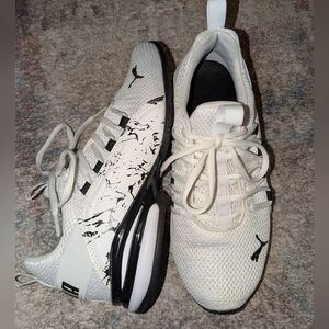 White Puma Axelion Marble Training Sneakers